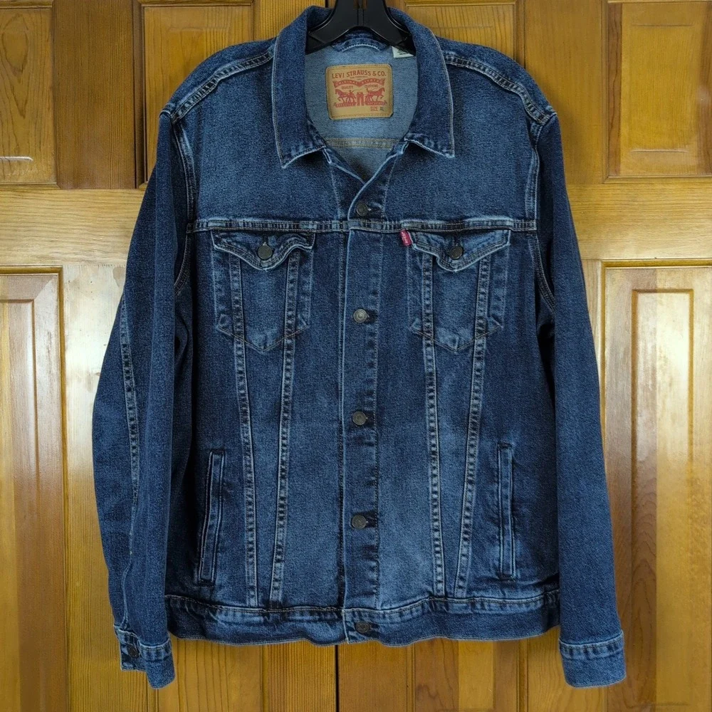 Levi's Trucker Denim Jacket Mens XL Dark Wash Faded Indigo Blue Jean 72334
